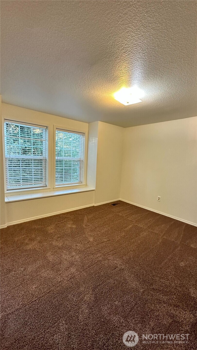 8036 Supreme Court SW Olympia WA 98512