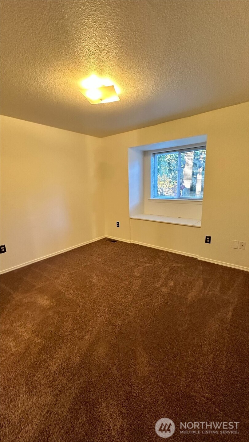 8036 Supreme Court SW Olympia WA 98512
