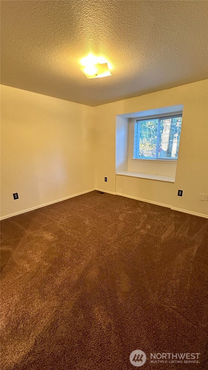 8036 Supreme Court SW Olympia WA 98512