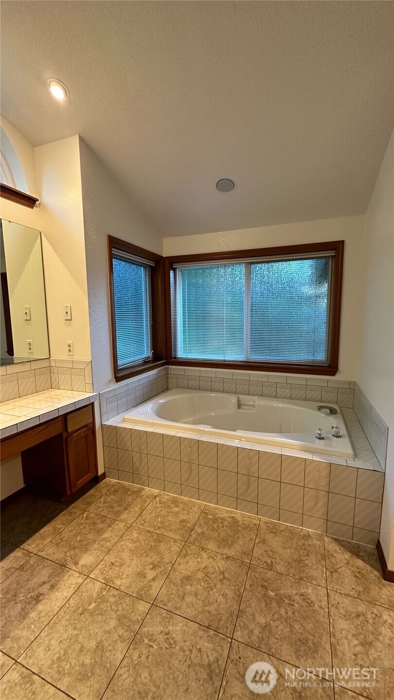 8036 Supreme Court SW Olympia WA 98512