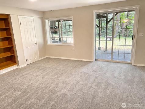 25401 Kanasket Drive Black Diamond WA 98010