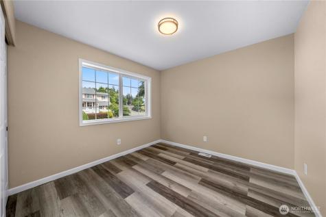 25401 Kanasket Drive Black Diamond WA 98010
