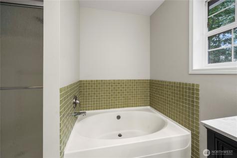 25401 Kanasket Drive Black Diamond WA 98010