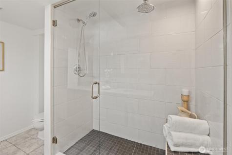 2001 NE 12th Street Renton WA 98056