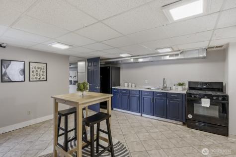3822 Shelby Road Lynnwood WA 98087