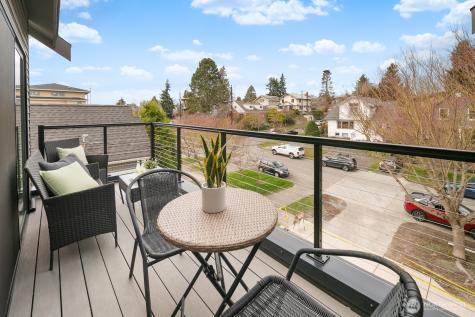 2851 NW 70th Street Seattle WA 98117