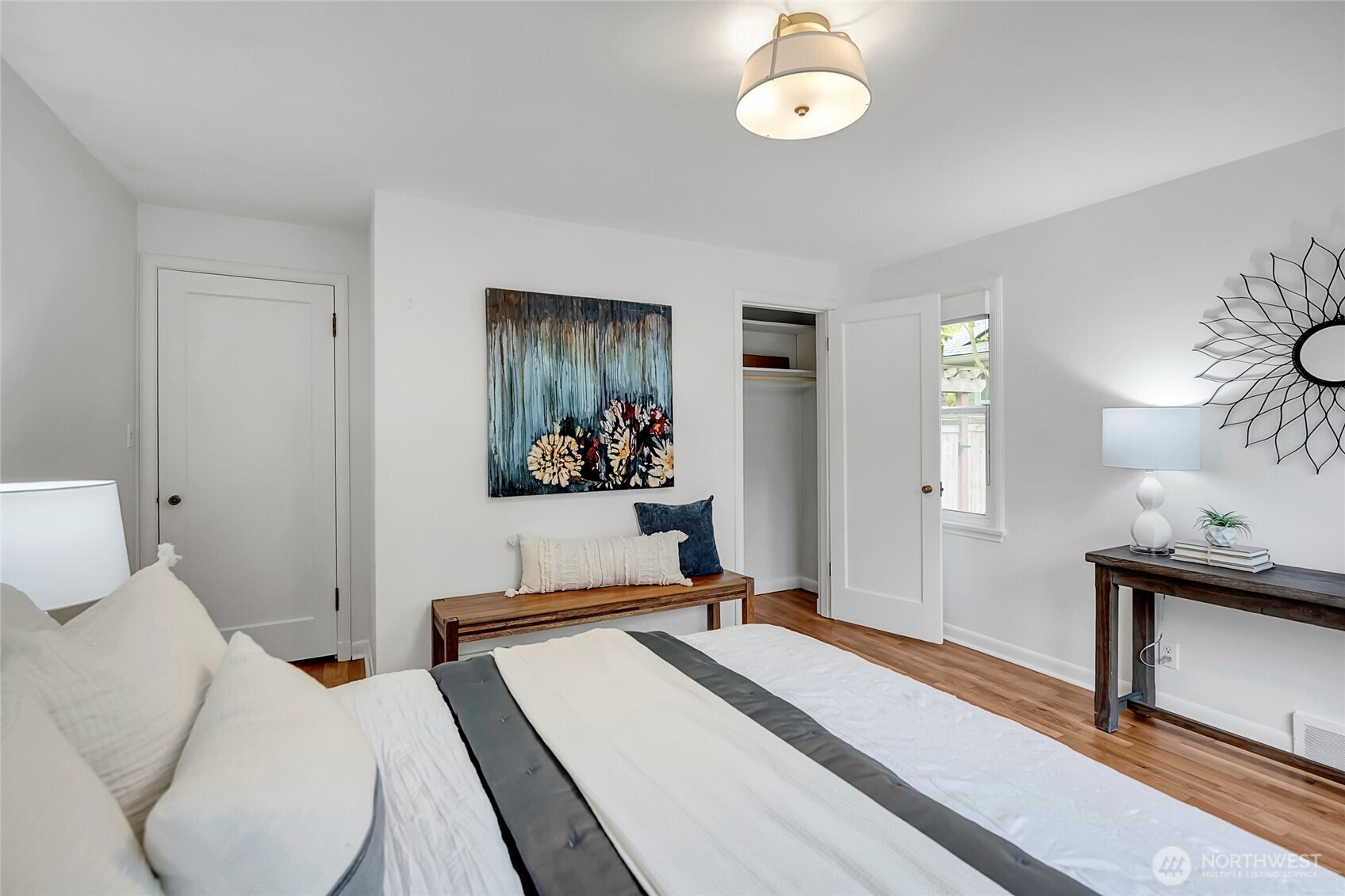 8232 39th Avenue NE Seattle WA 98115