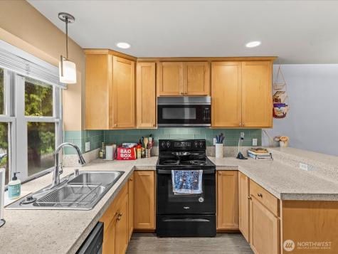 9010 18th Avenue SW Seattle WA 98106