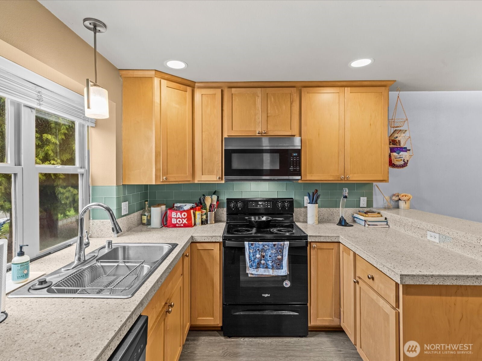 9010 18th Avenue SW Seattle WA 98106
