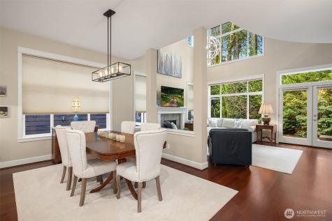 2695 20th Avenue NE Issaquah WA 98029