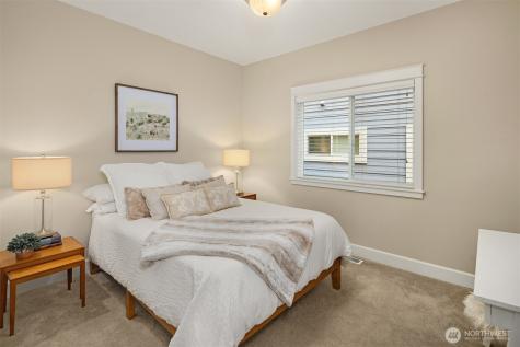 2695 20th Avenue NE Issaquah WA 98029