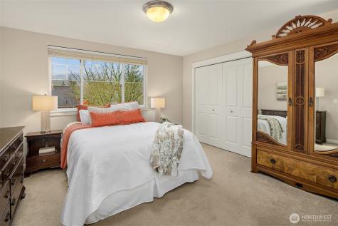 2695 20th Avenue NE Issaquah WA 98029