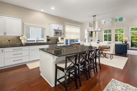 2695 20th Avenue NE Issaquah WA 98029