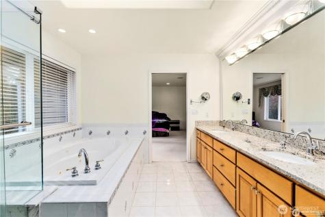 8502 152 Street SE Snohomish WA 98296
