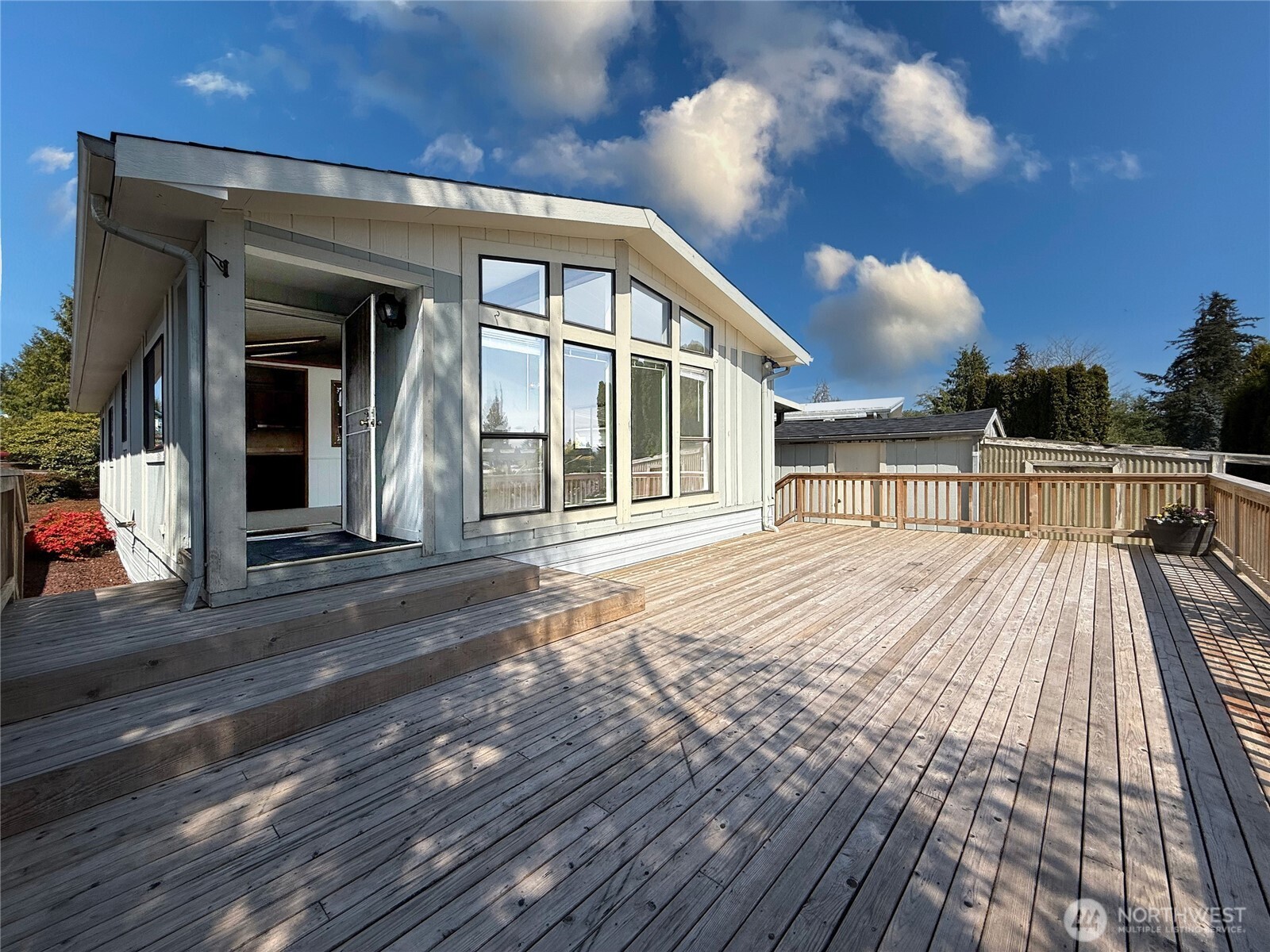 13320 Highway 99 Everett WA 98204