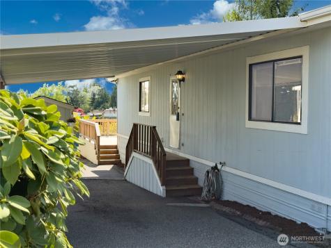 13320 Highway 99 Everett WA 98204