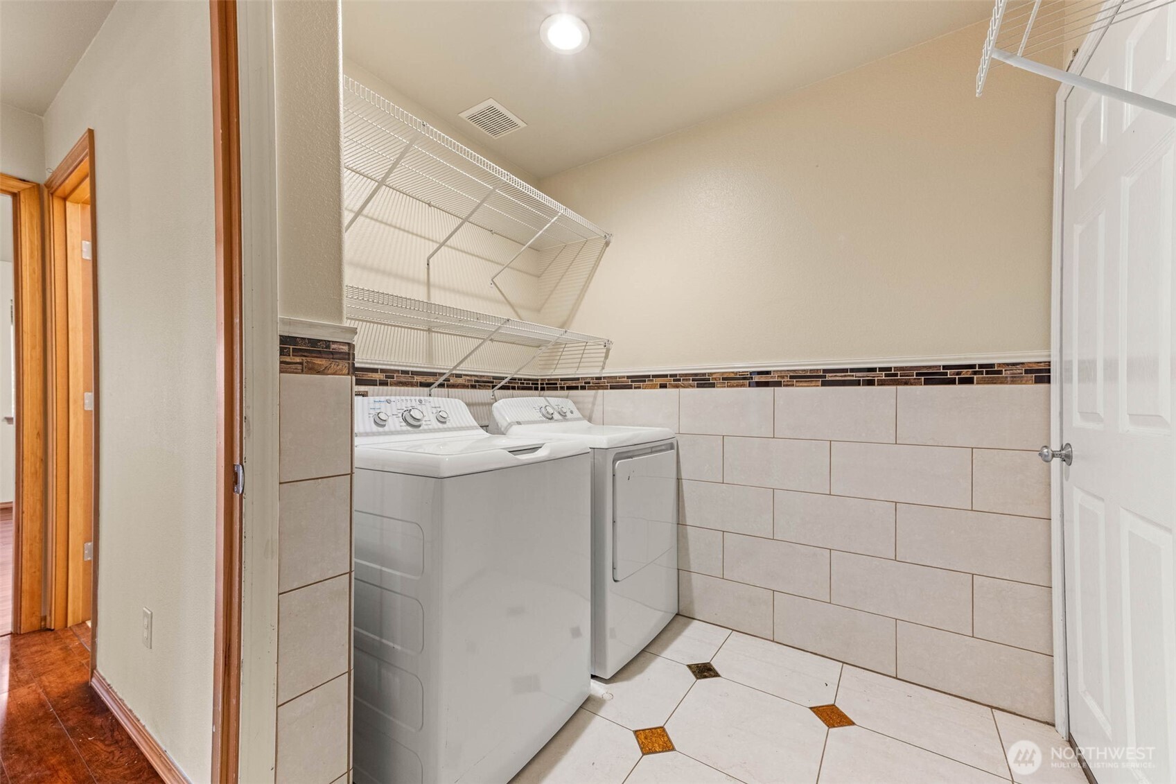 7006 Radius Loop SE Lacey WA 98513