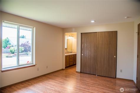 125 117th Street E Tacoma WA 98445