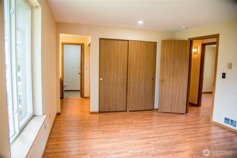 125 117th Street E Tacoma WA 98445