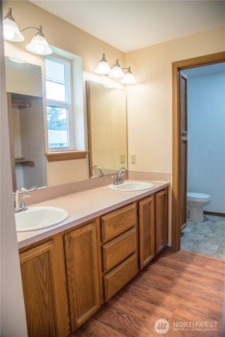 125 117th Street E Tacoma WA 98445