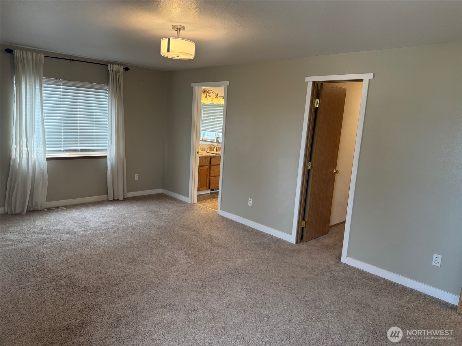 8312 185th Street Court E Puyallup WA 98375