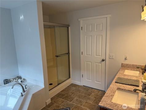 8312 185th Street Ct E Puyallup WA 98375