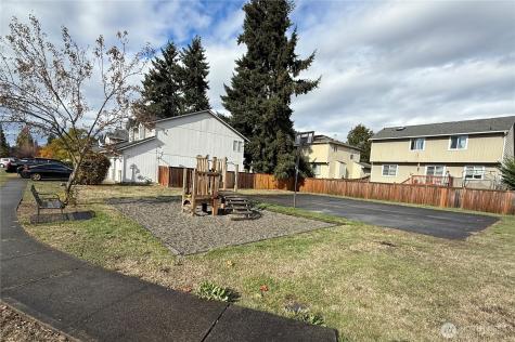 8312 185th Street Ct E Puyallup WA 98375