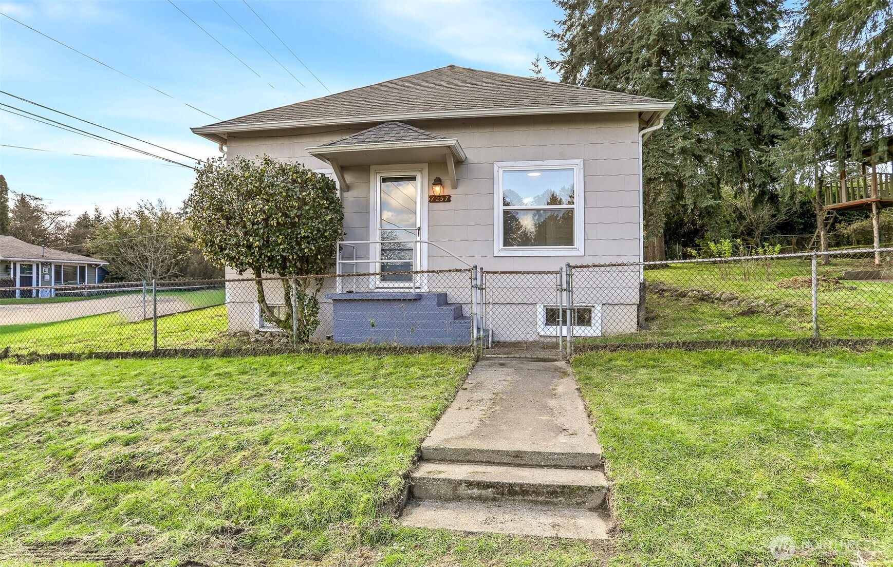 1257 S 116th Street Burien WA 98168