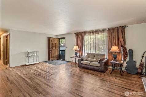 4218 192nd Place SW Lynnwood WA 98036