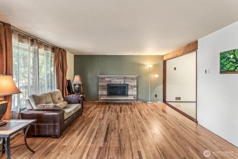 4218 192nd Place SW Lynnwood WA 98036