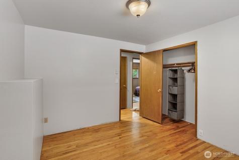 4218 192nd Place SW Lynnwood WA 98036