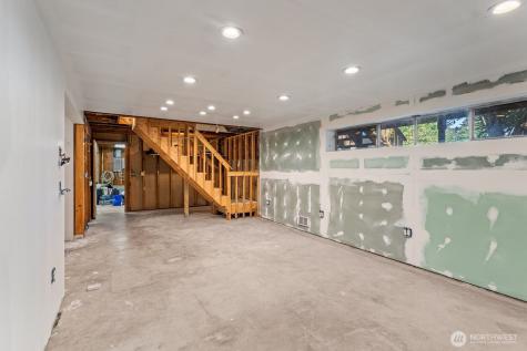 4218 192nd Place SW Lynnwood WA 98036