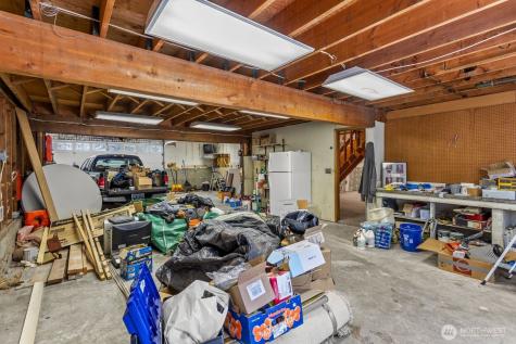4218 192nd Place SW Lynnwood WA 98036