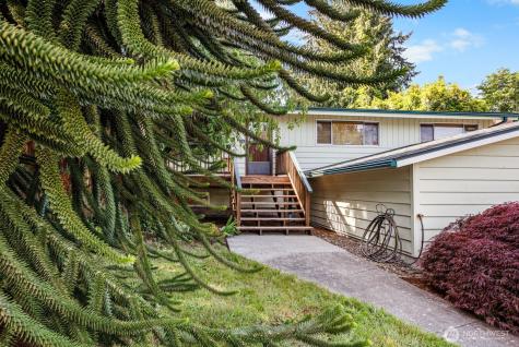 4218 192nd Place SW Lynnwood WA 98036