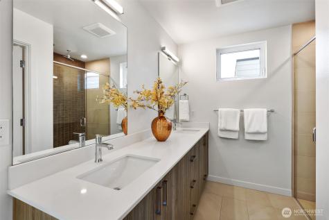 2366 Franklin Avenue E Seattle WA 98102