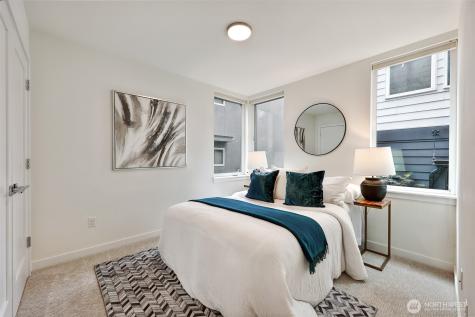 2366 Franklin Avenue E Seattle WA 98102