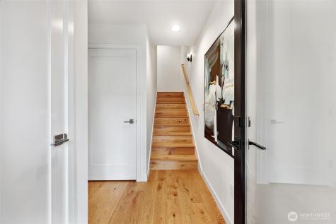 2366 Franklin Avenue E Seattle WA 98102