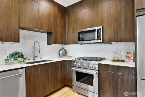 2366 Franklin Avenue E Seattle WA 98102