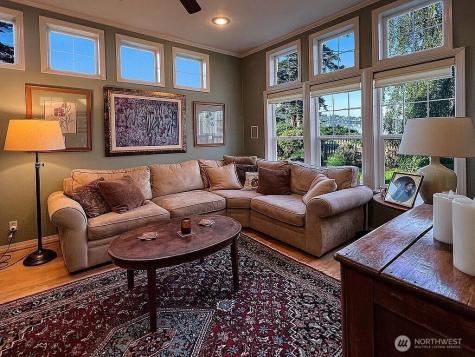 577 Scenic Heights Road Oak Harbor WA 98277