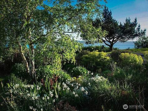 577 Scenic Heights Road Oak Harbor WA 98277