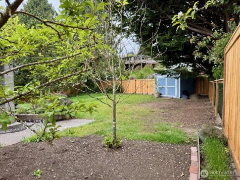 18616 Angeline Avenue NE Suquamish WA 98392