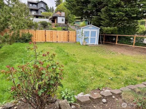 18616 Angeline Avenue NE Suquamish WA 98392