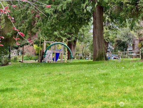 18616 Angeline Avenue NE Suquamish WA 98392