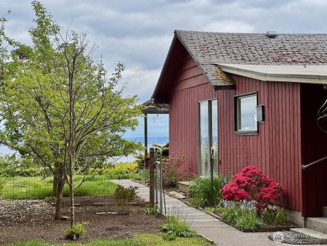 18616 Angeline Avenue NE Suquamish WA 98392