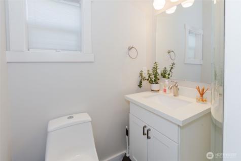 3032 S Dawson Street Seattle WA 98108