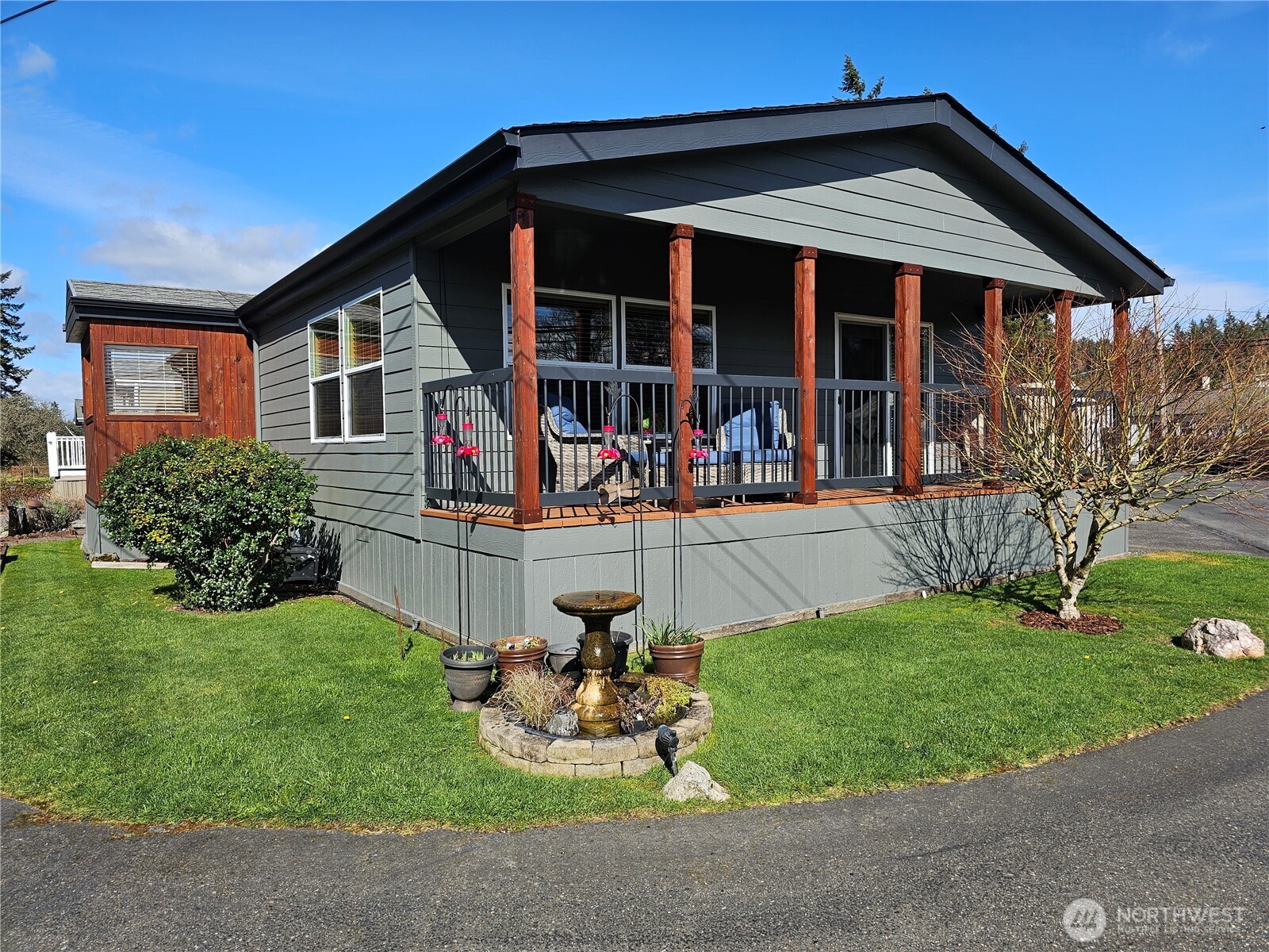 600 NE Lincoln Road Poulsbo WA 98370