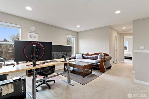 110 204th Place SW Lynnwood WA 98036