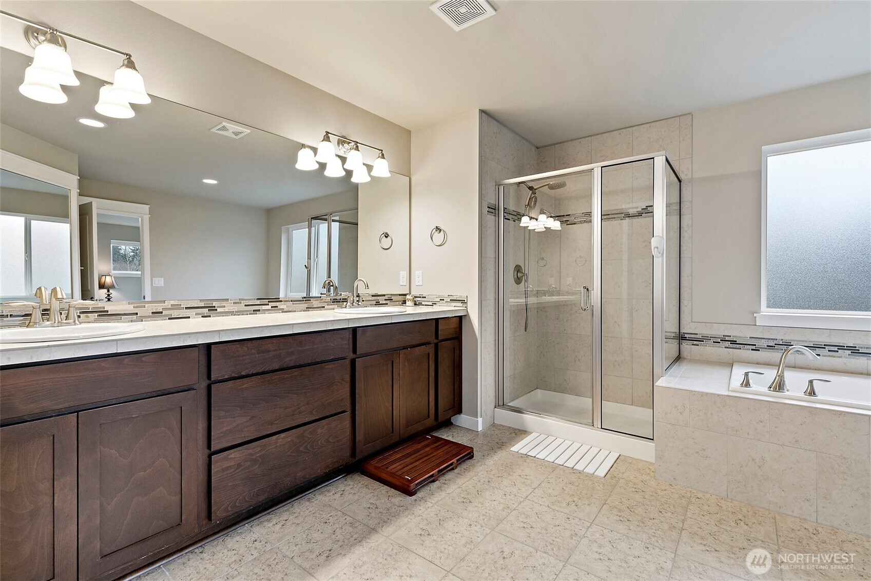 110 204th Place SW Lynnwood WA 98036