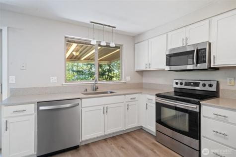 2103 Ponderosa Drive SE Port Orchard WA 98366
