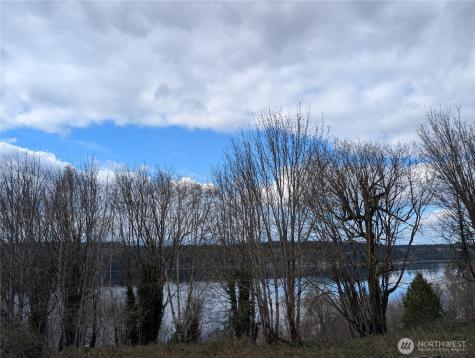 51 E Seamount Way Shelton WA 98584